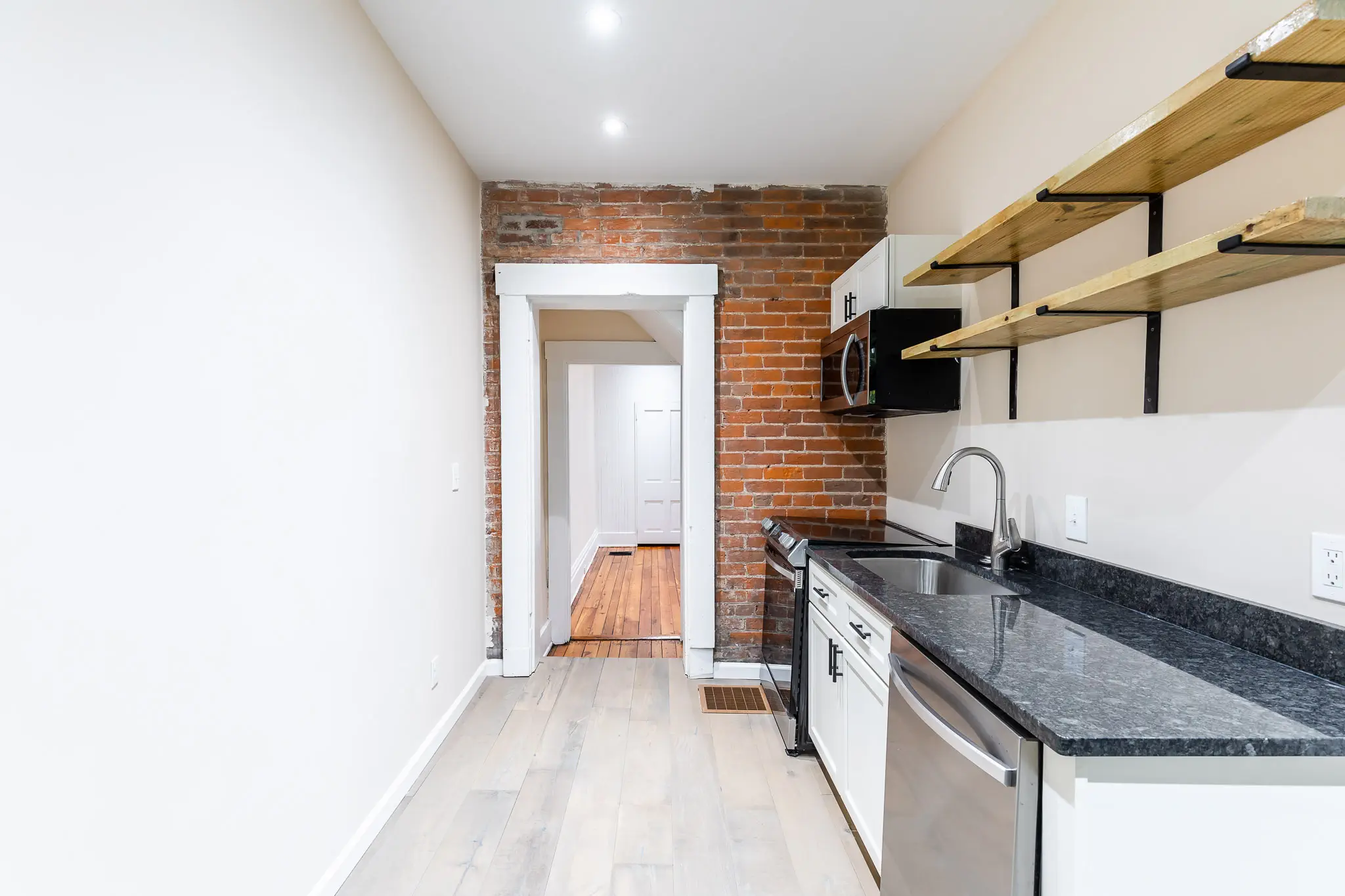 1210 Garrard St 41011_-10