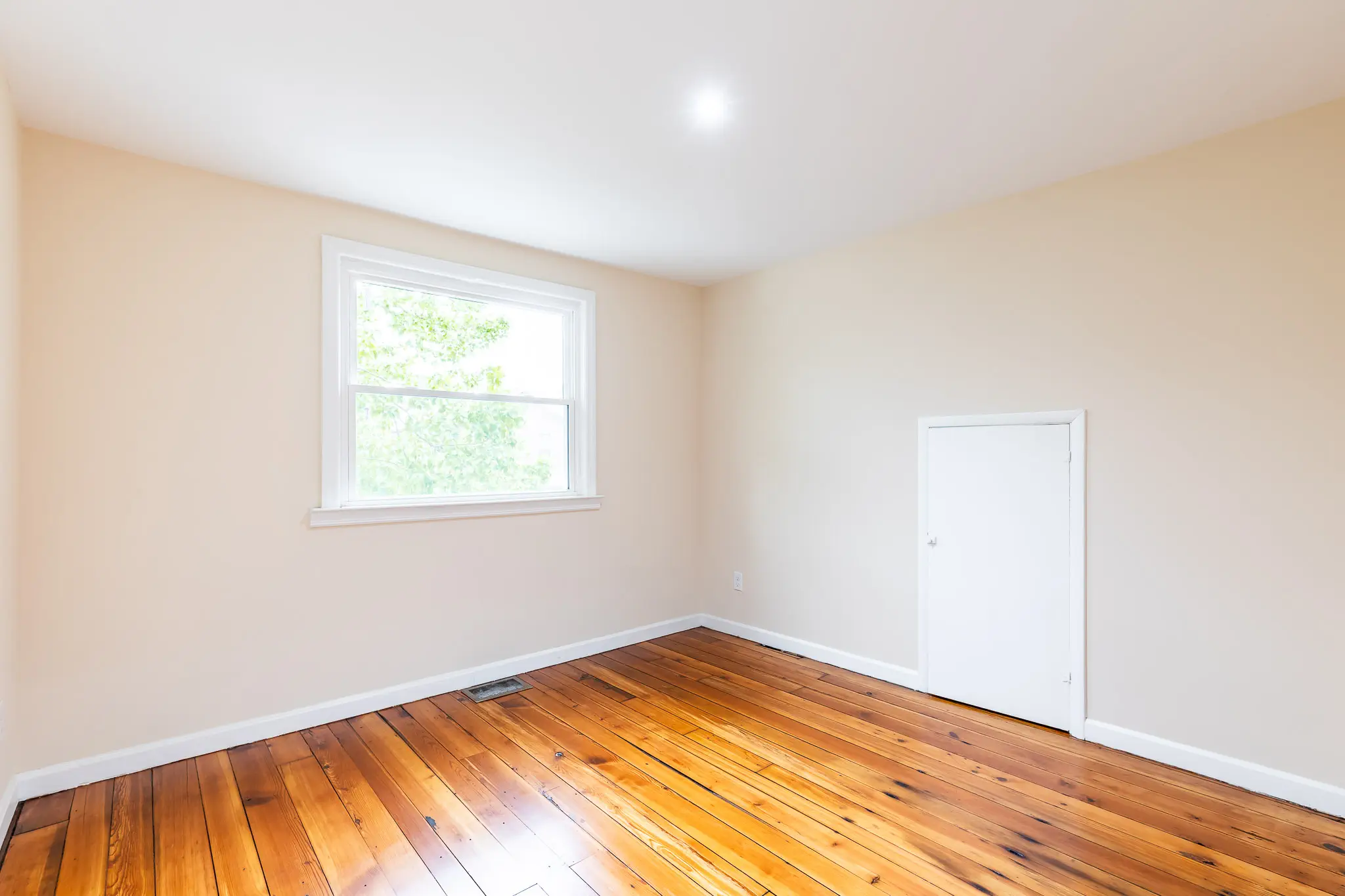 1210 Garrard St 41011_-26